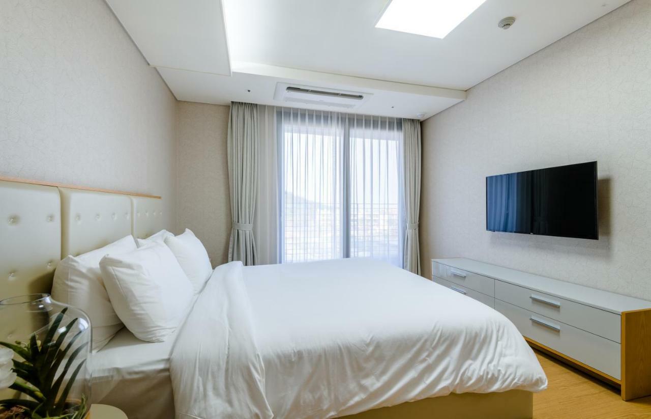 Hotel Seaside Arden à Seogwipo Extérieur photo