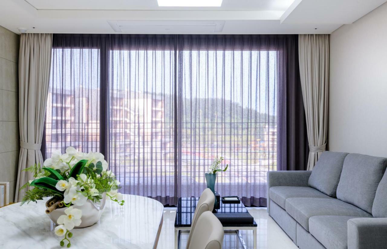 Hotel Seaside Arden à Seogwipo Extérieur photo