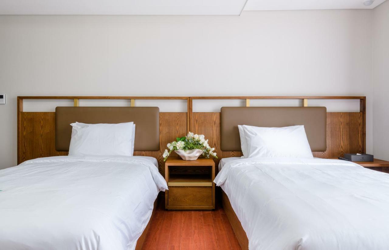 Hotel Seaside Arden à Seogwipo Extérieur photo