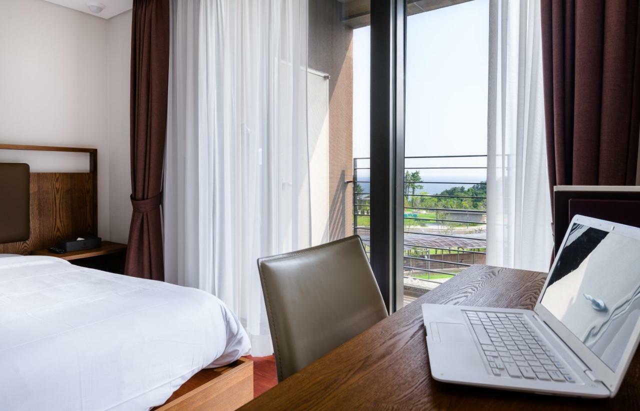 Hotel Seaside Arden à Seogwipo Extérieur photo