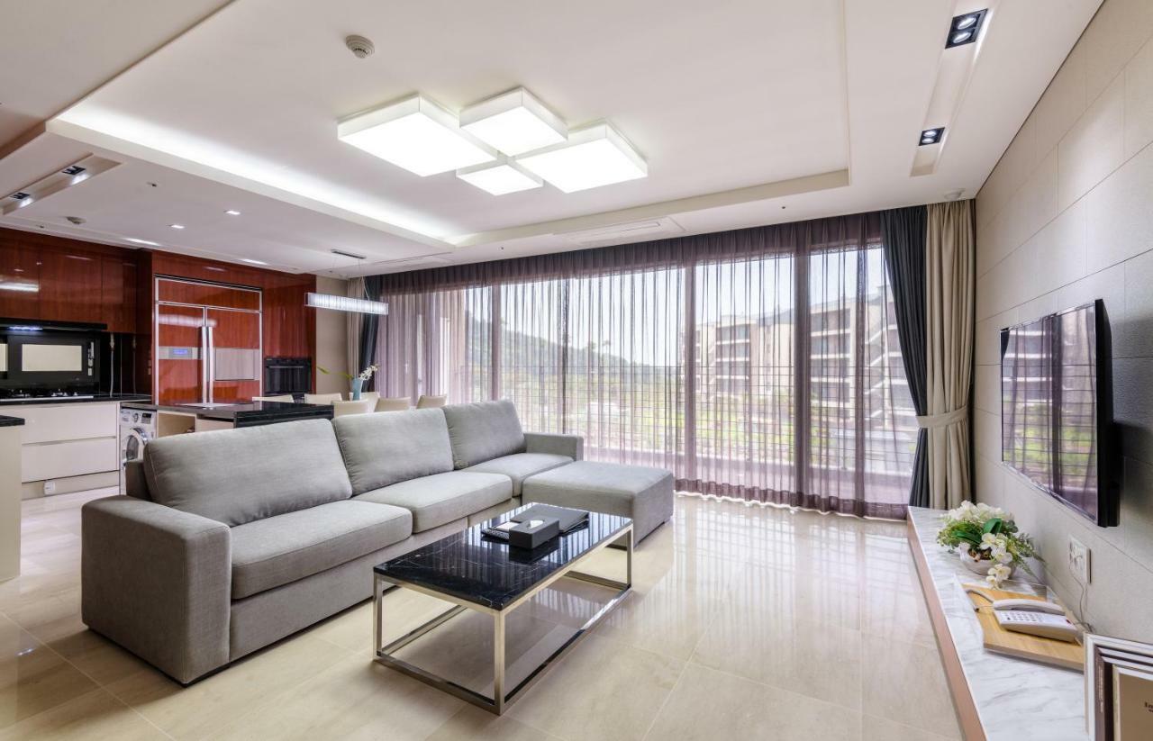 Hotel Seaside Arden à Seogwipo Extérieur photo