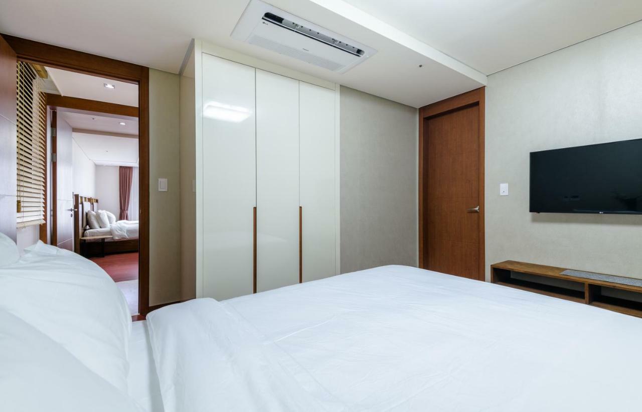 Hotel Seaside Arden à Seogwipo Extérieur photo