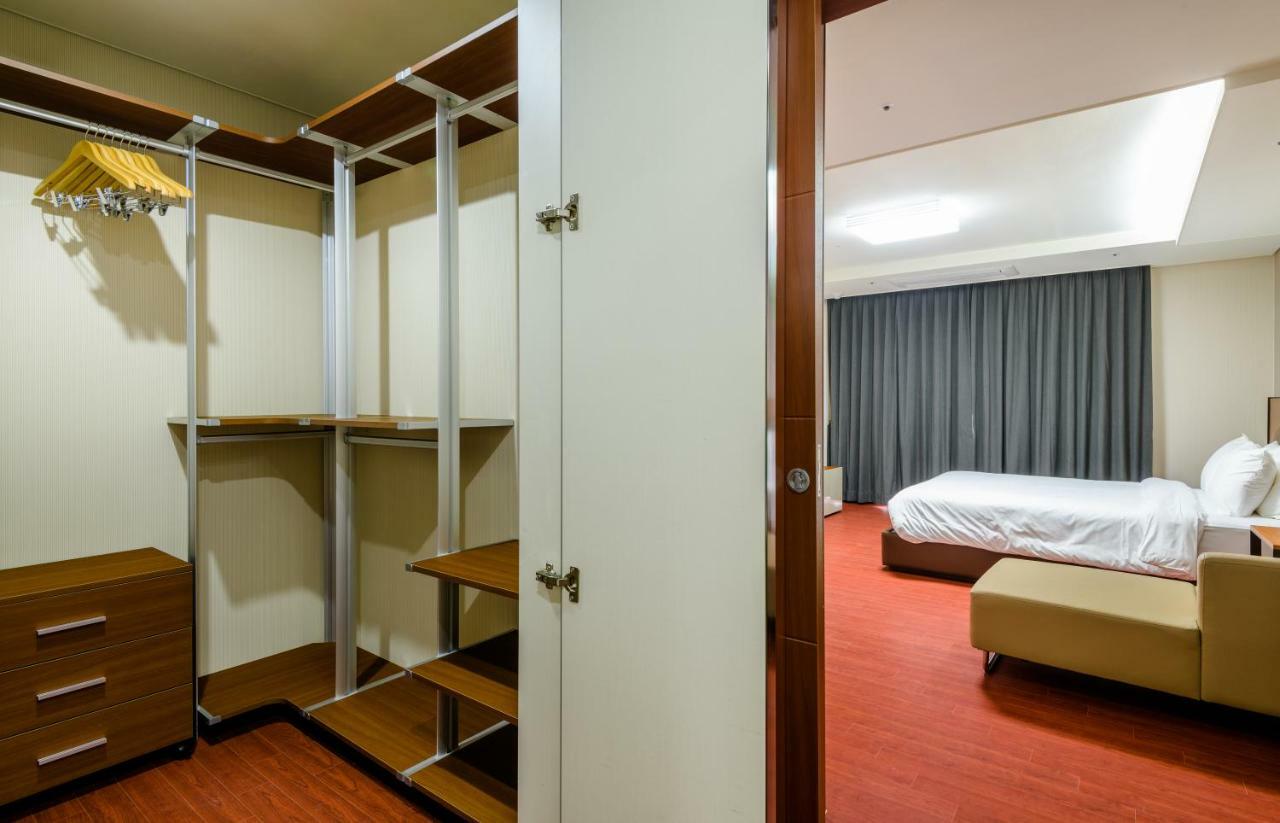 Hotel Seaside Arden à Seogwipo Extérieur photo