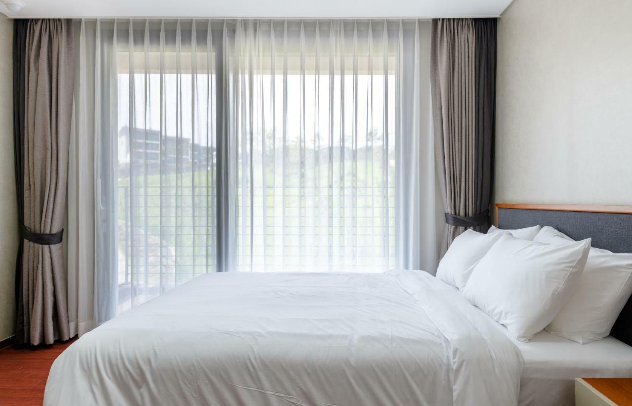 Hotel Seaside Arden à Seogwipo Extérieur photo